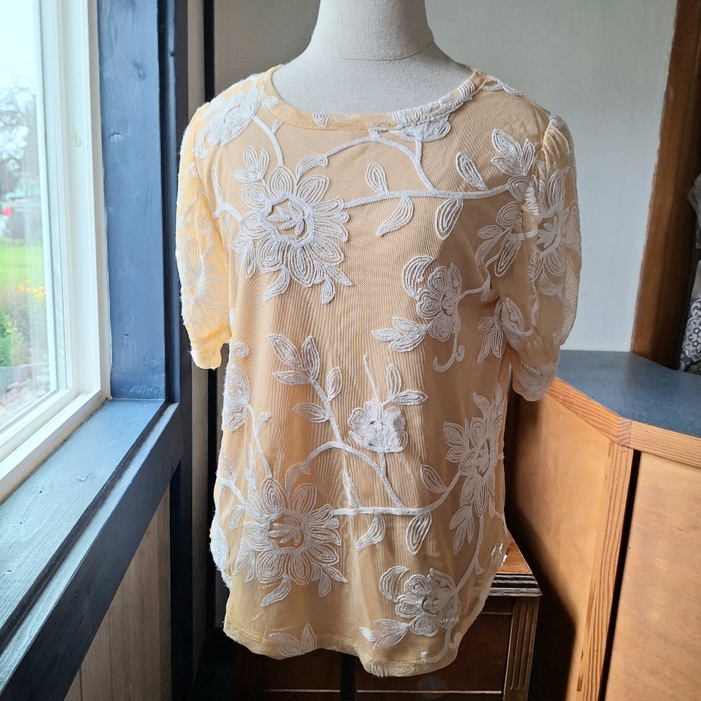 Kim & Cami Los Angeles Embroidered Shirt Size Medium, Style#A4230-L225